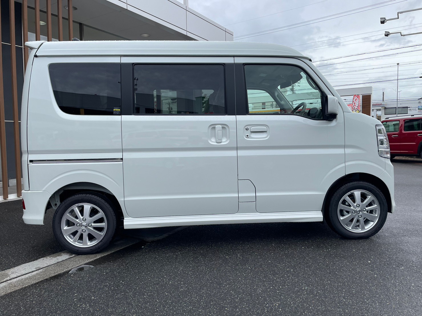 日産 NV100クリッパーリオ E　4WD